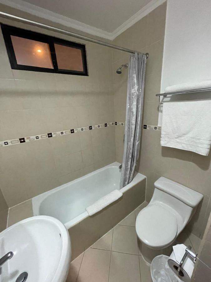 Hotel Plaza Monte Carlo Гуаякиль Экстерьер фото